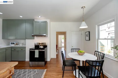 $895,000 | 1410 Sherman Street, Alameda, CA 94501