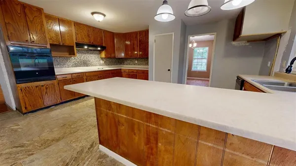 $315,000 | 307 South Texas Street, DeRidder, LA 70634