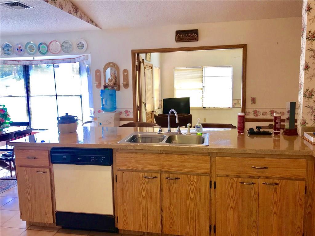 850 Roseland Road Sebastian, FL 32958 - Photo 10 of 33 Gallery Image 10
