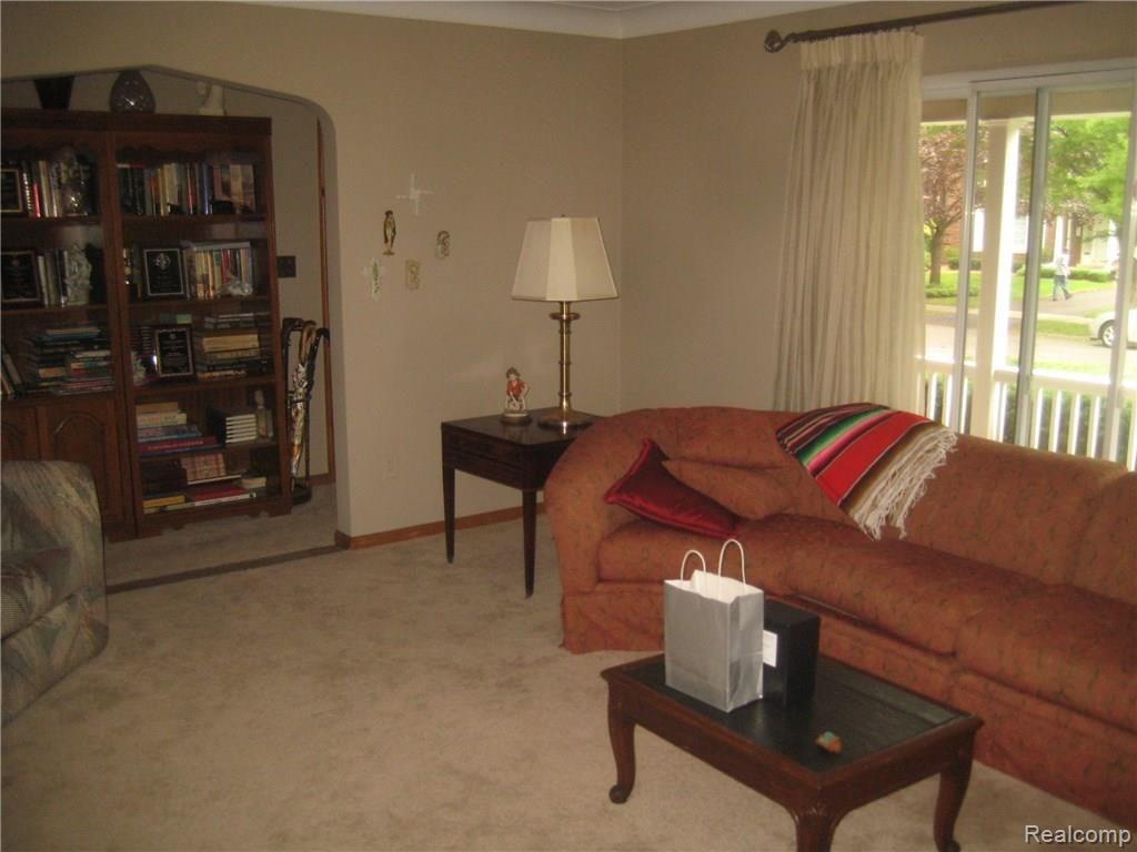 749 Harcourt Road Grosse Pointe Park, MI 48230 - Photo 8 of 80