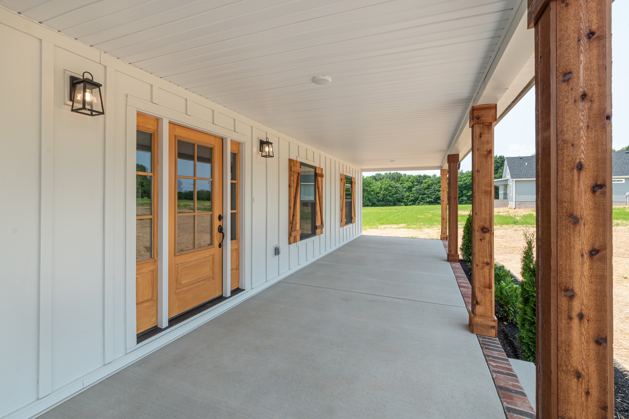 922 Butler Bridge Road Portland, TN 37148 - Photo 4 of 30 a view of an entryway