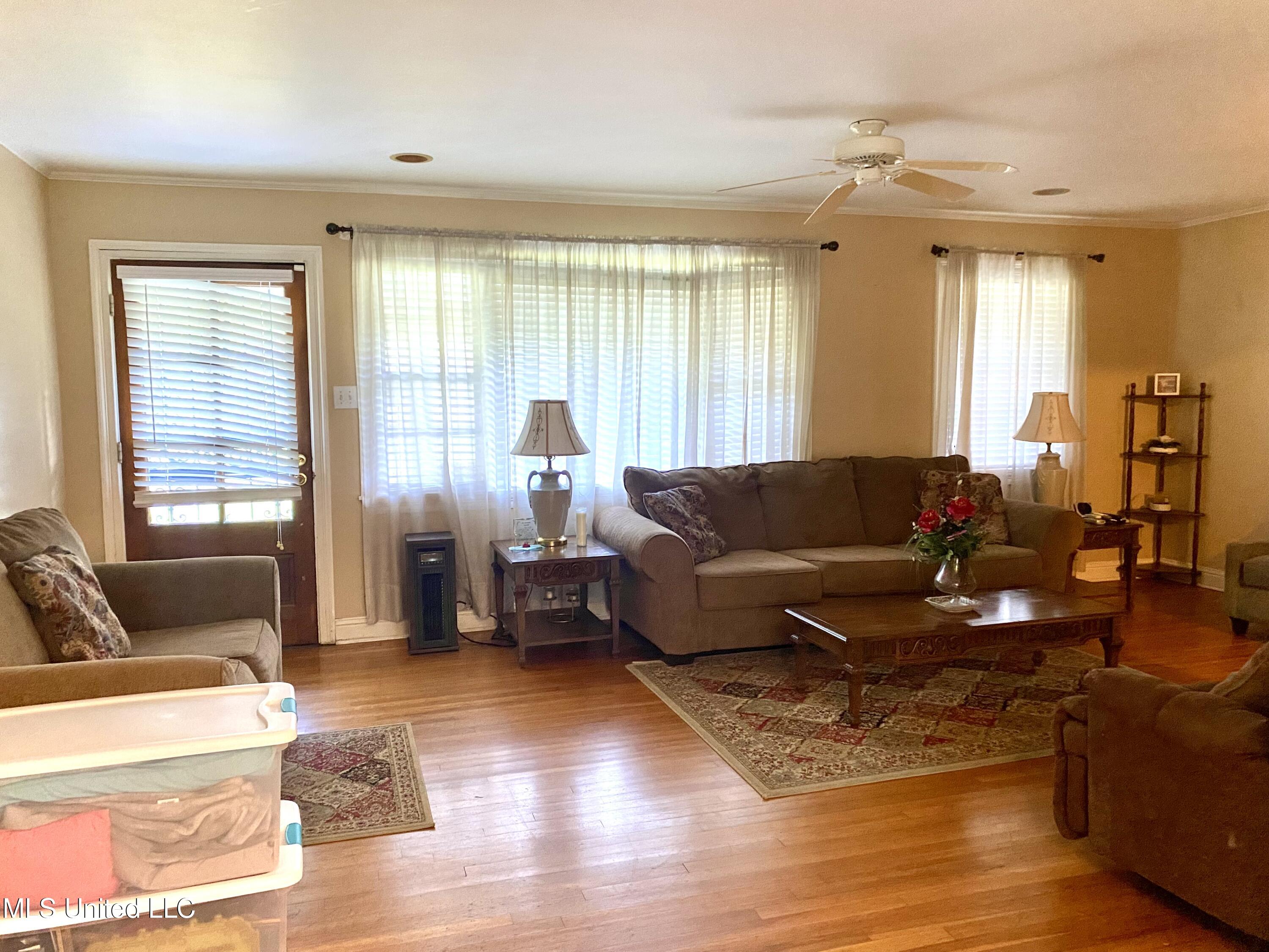 2905 Prince George Road Hattiesburg, MS 39402 - Photo 7 of 18 IMG_7119