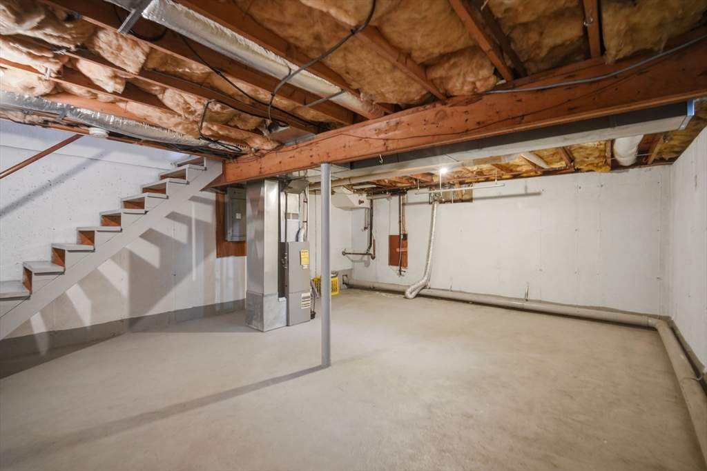 49-51 Tulsa Street Springfield, MA 01118 - Photo 13 of 22