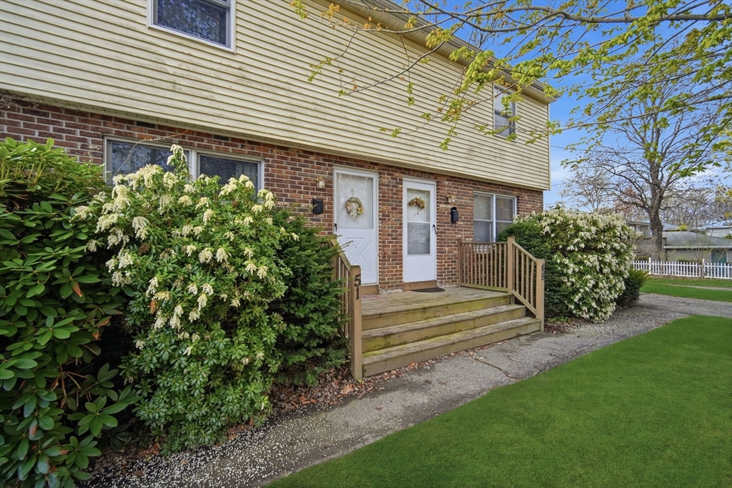 49-51 Tulsa Street Springfield, MA 01118 - Photo 18 of 22