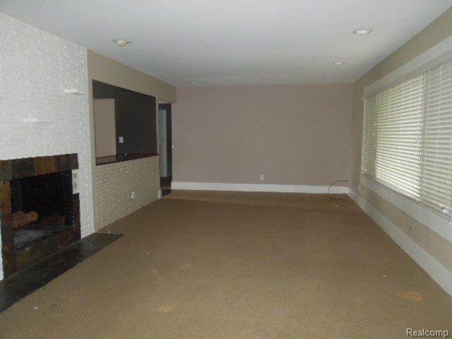 845 North Pemberton Road Bloomfield Hills, MI 48302 - Photo 6 of 19 10-15 010.jpg