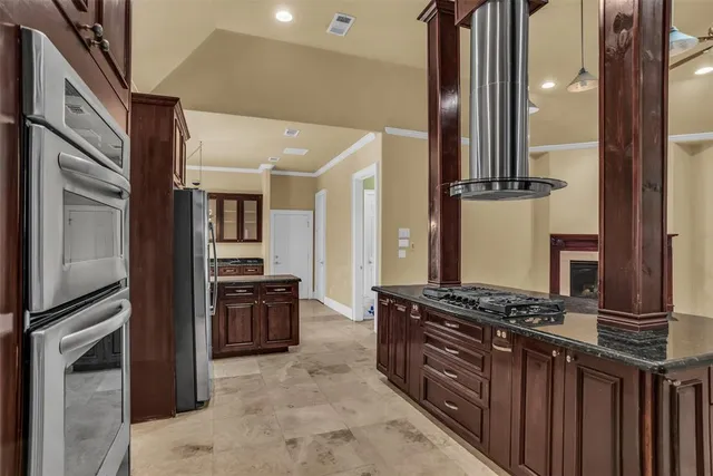 $3,900 | 506 Durango Circle South, Irving, TX 75062