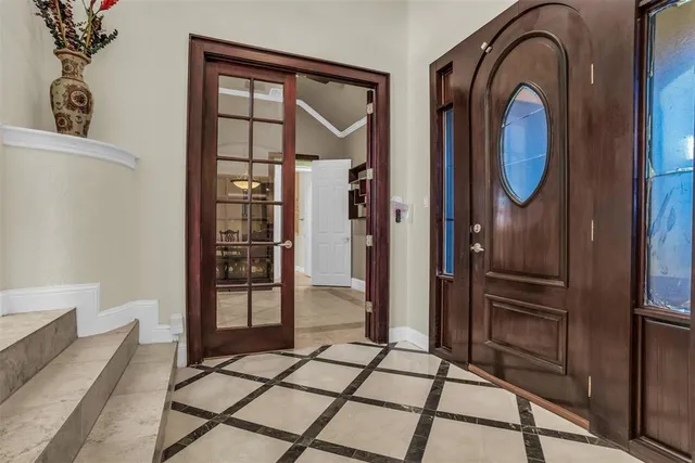 $3,900 | 506 Durango Circle South, Irving, TX 75062