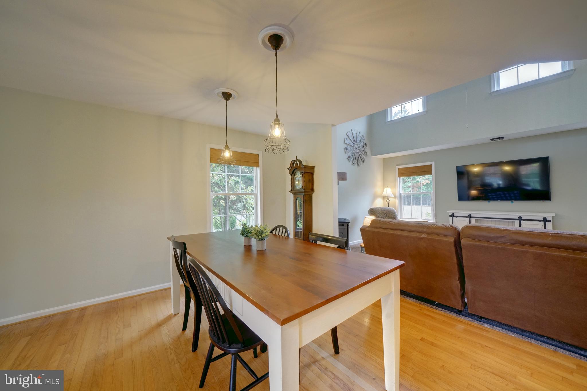18560 Windsor Forest Road Mount Airy, MD 21771 - Photo 18 of 63 dining to family