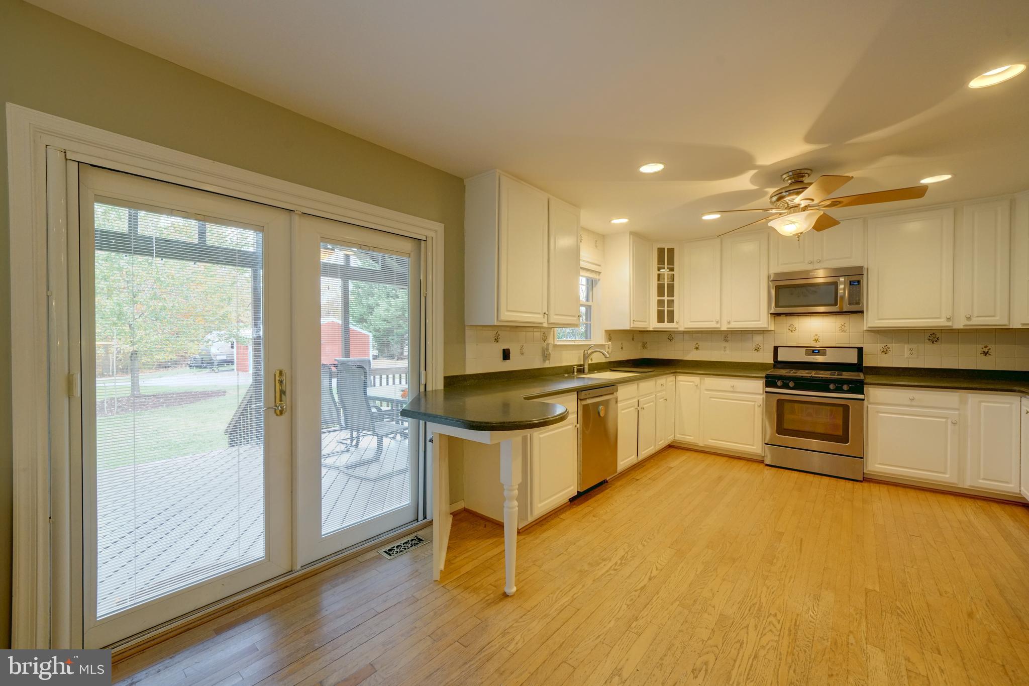 18560 Windsor Forest Road Mount Airy, MD 21771 - Photo 27 of 63 french door to deck