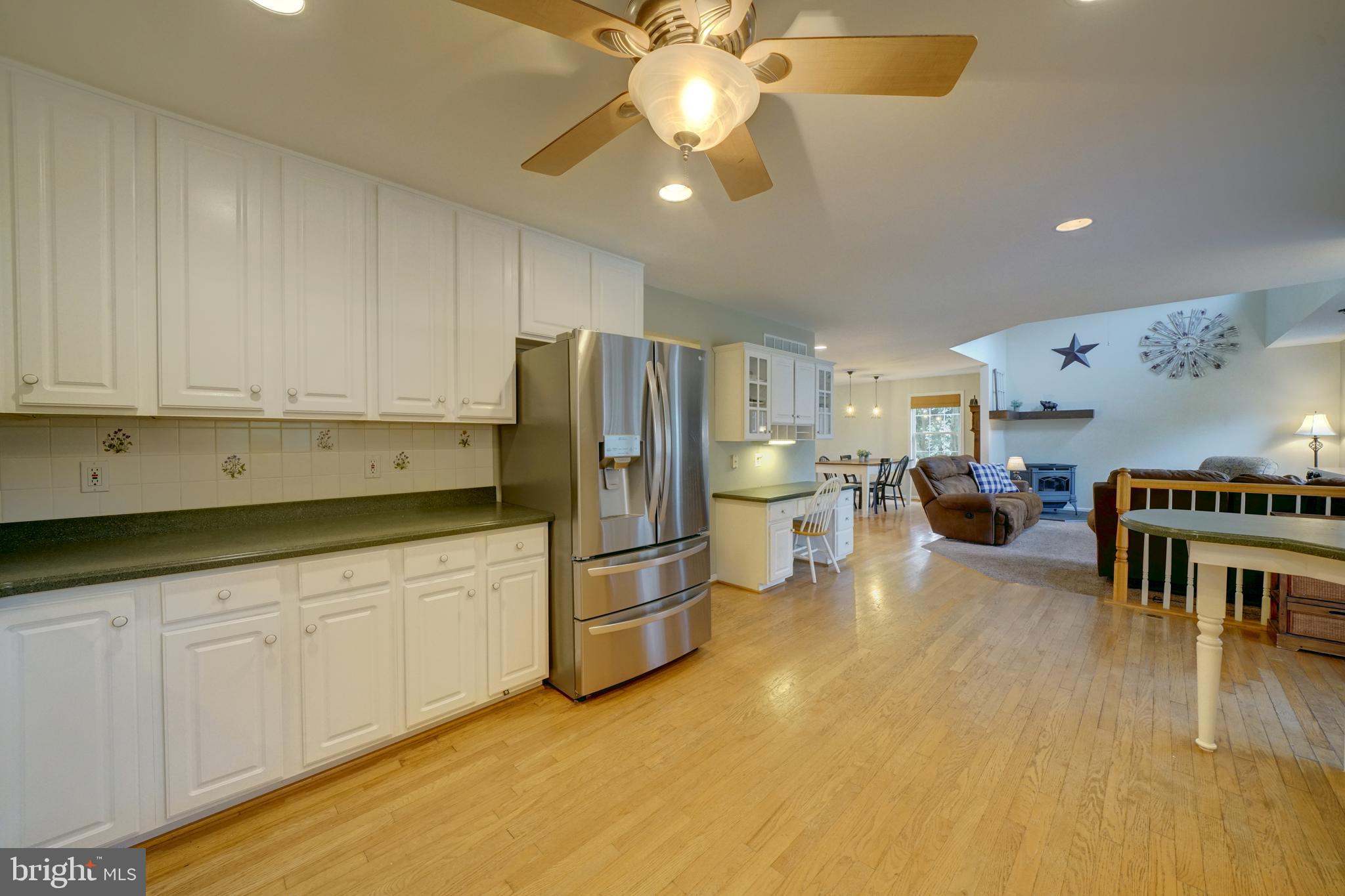18560 Windsor Forest Road Mount Airy, MD 21771 - Photo 33 of 63 kitchen to family room