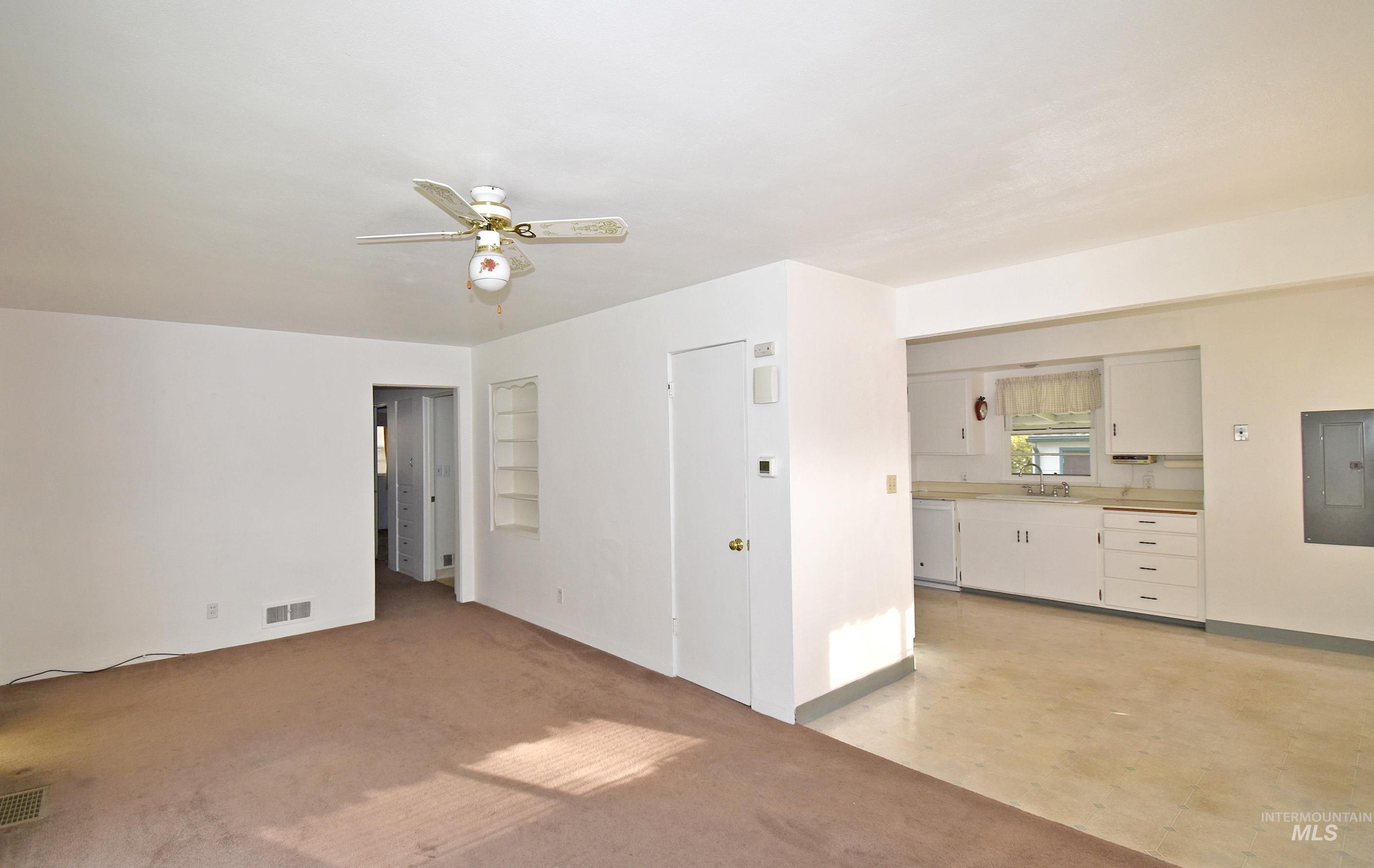 1147 5th Street Clarkston, WA 99403 - Photo 4 of 42