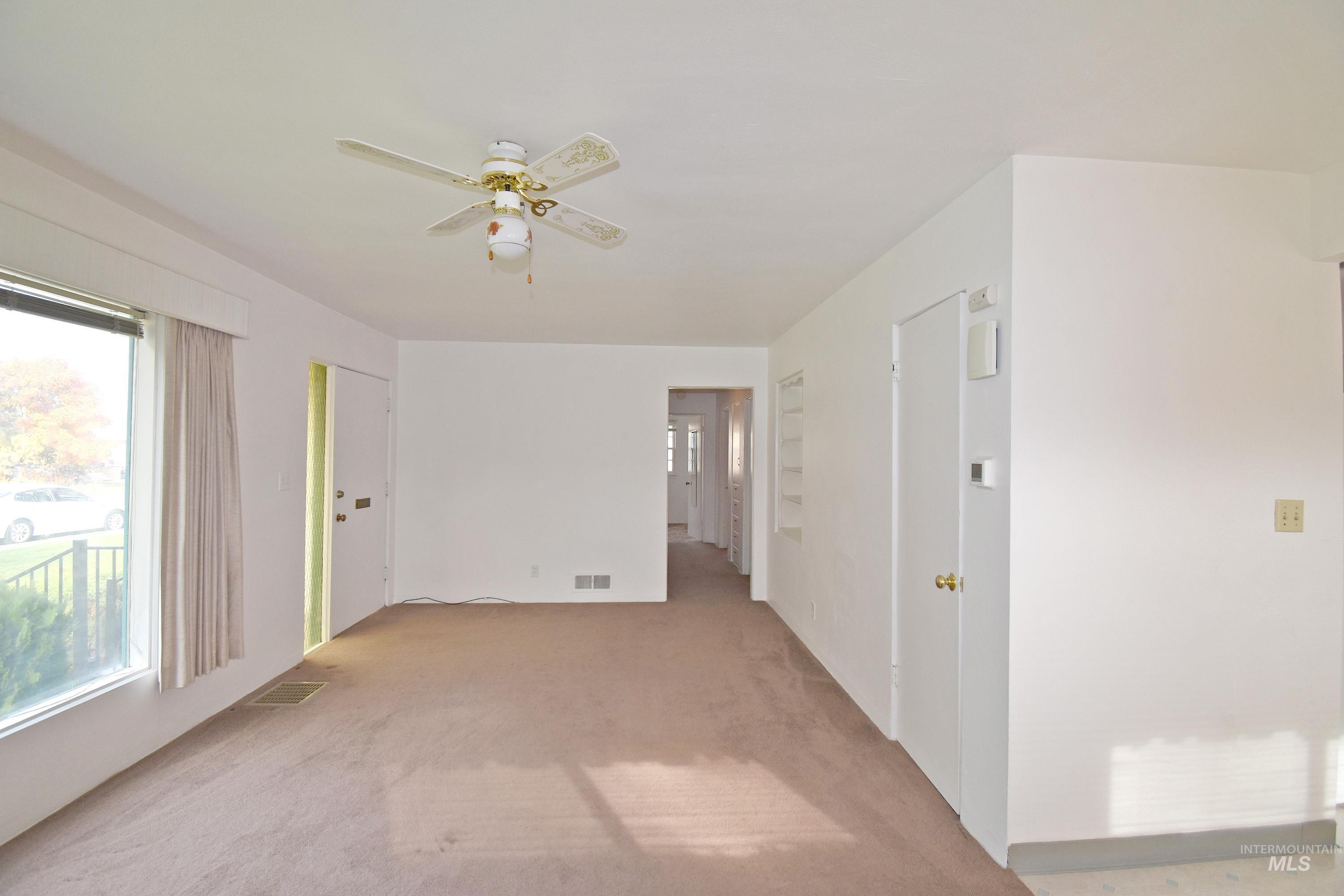 1147 5th Street Clarkston, WA 99403 - Photo 6 of 42