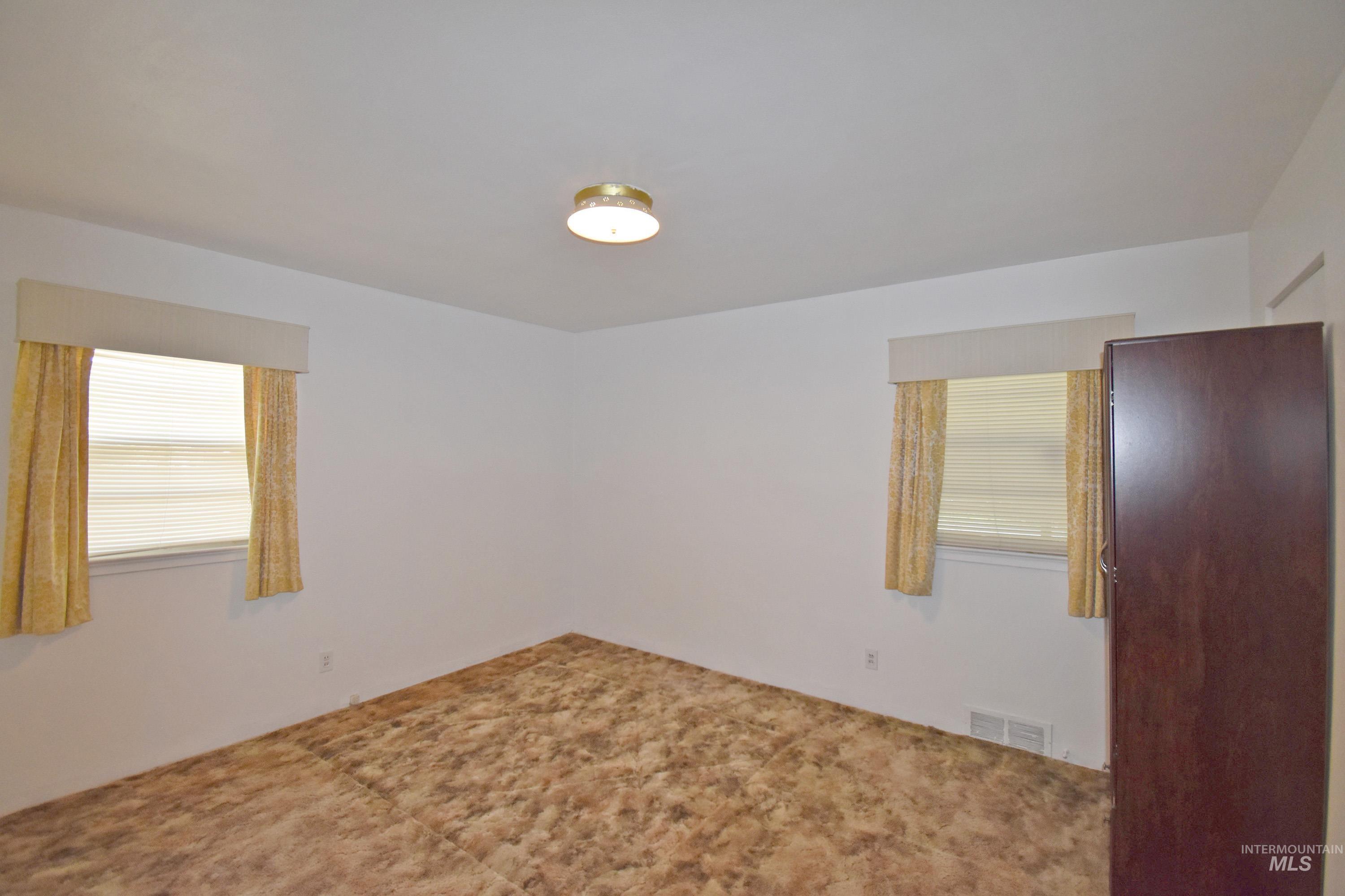 1147 5th Street Clarkston, WA 99403 - Photo 10 of 42