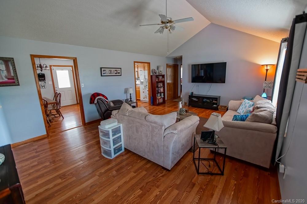 468 Owens Road York, SC 29745 - Photo 3 of 18