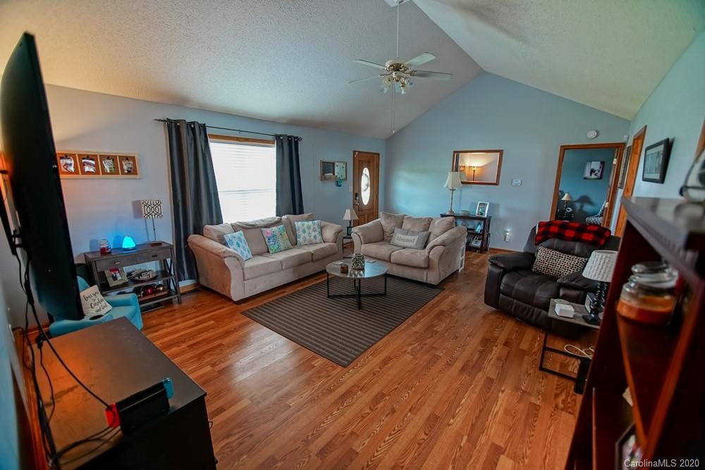 468 Owens Road York, SC 29745 - Photo 4 of 18