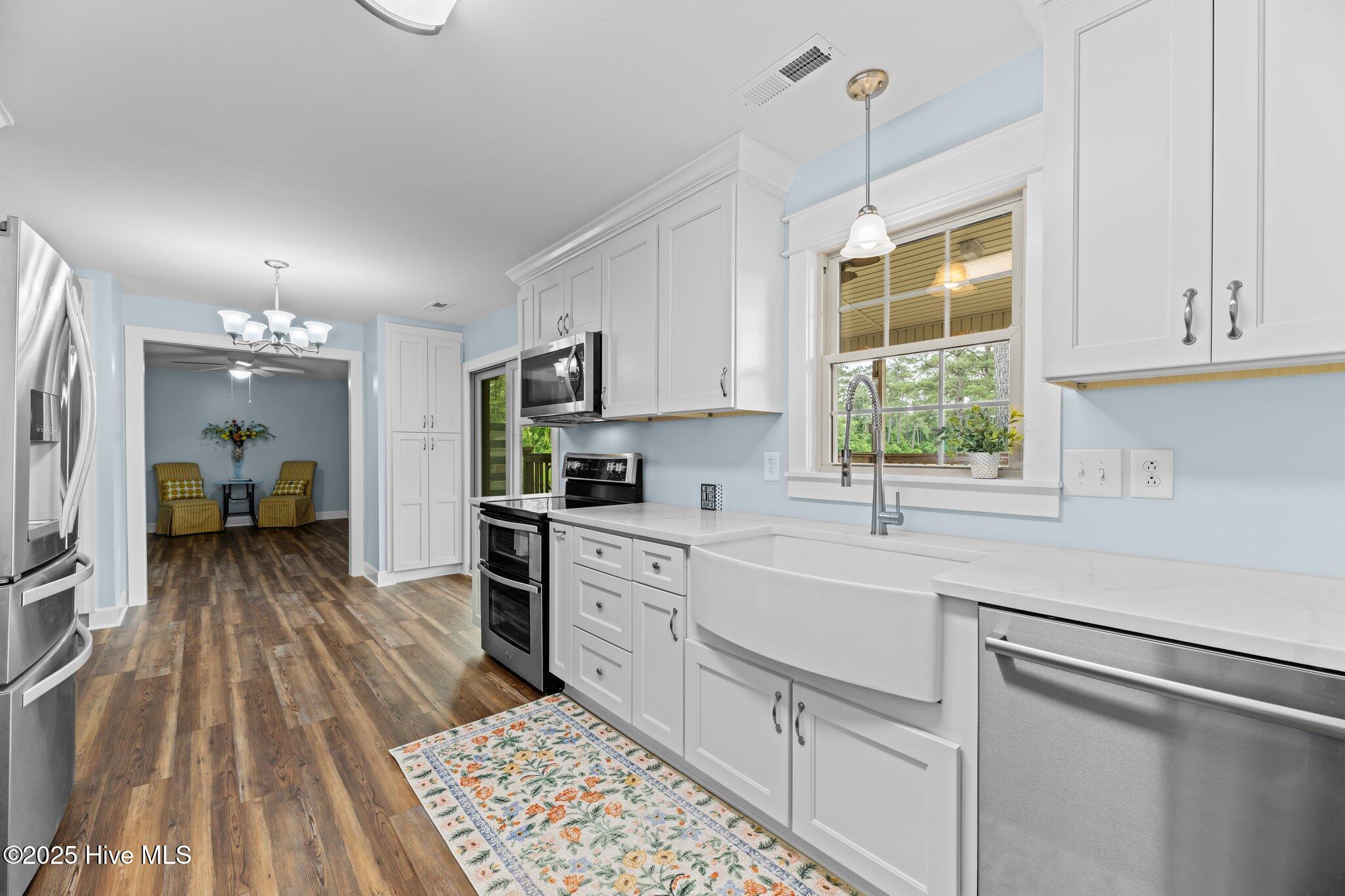 1450 State Camp Road Vanceboro, NC 28586 - Photo 3 of 33 Kitchen 5