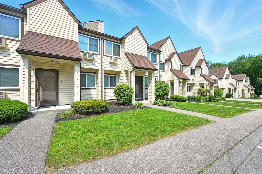 223 High Street, Unit H Westerly, RI 02891 - Photo 3 of 45