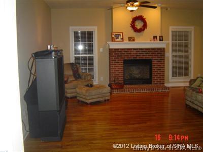 6807 Harmony Heights Road Georgetown, IN 47122 - Photo 4 of 21