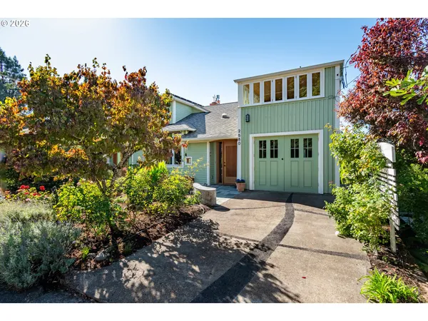 $995,000 | 2580 Chula Vista Boulevard, Eugene, OR 97403