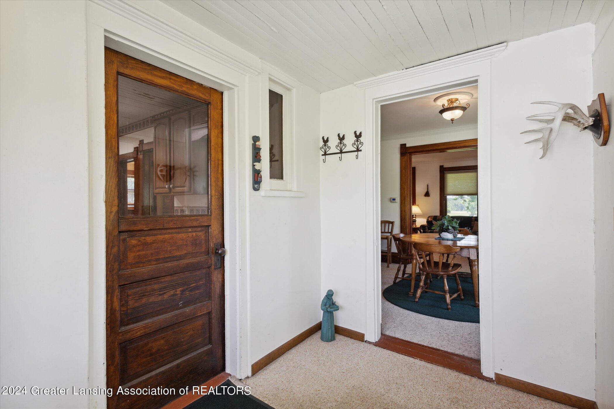 6491 Oneida Road Charlotte, MI 48813 - Photo 7 of 59 Sunroom