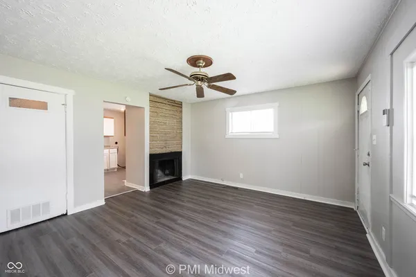 $1,600 | 3748 North Hawthorne Lane, Indianapolis, IN 46218
