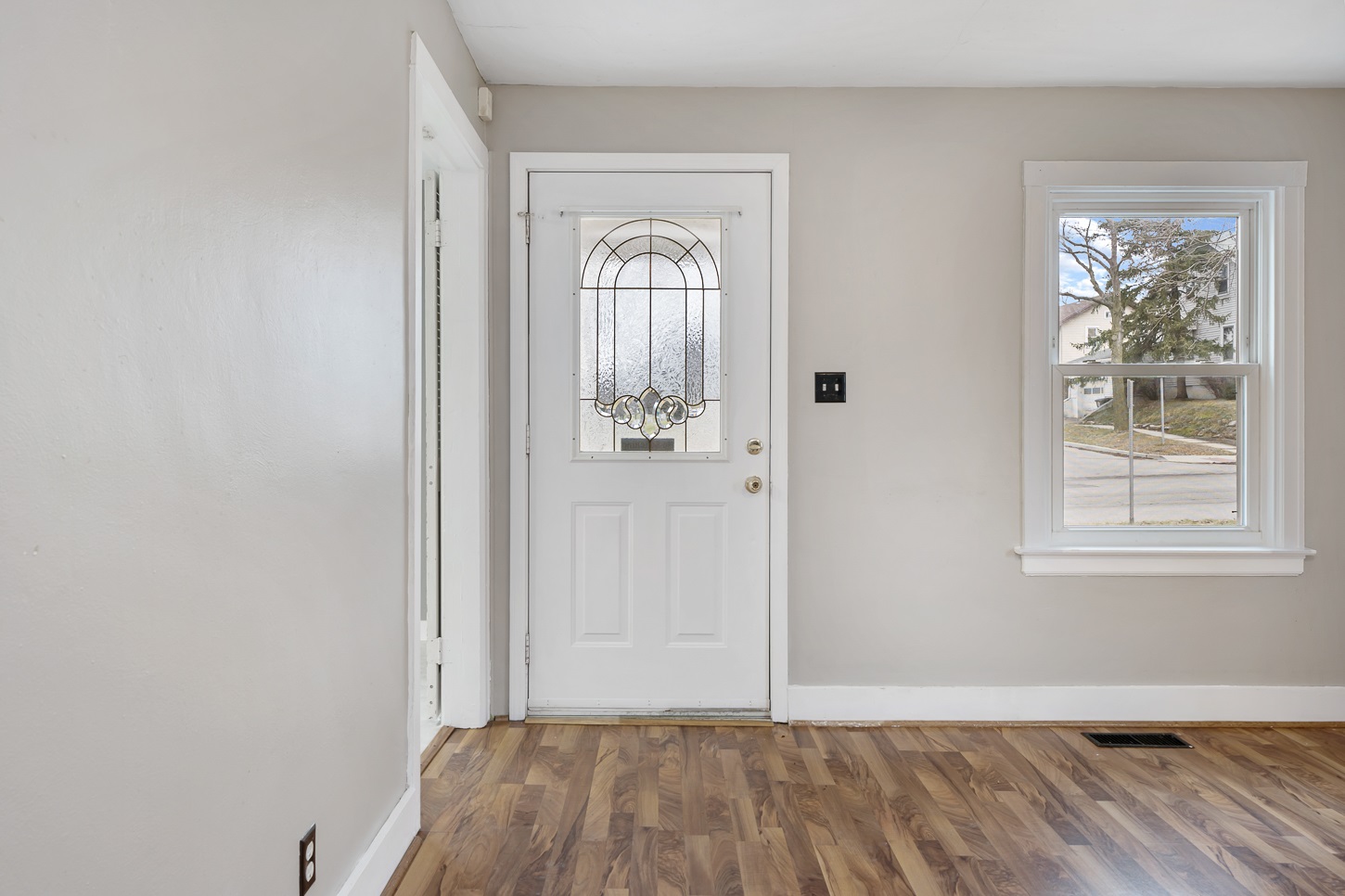 1301 Spring Street Fort Wayne, IN 46808 - Photo 2 of 30