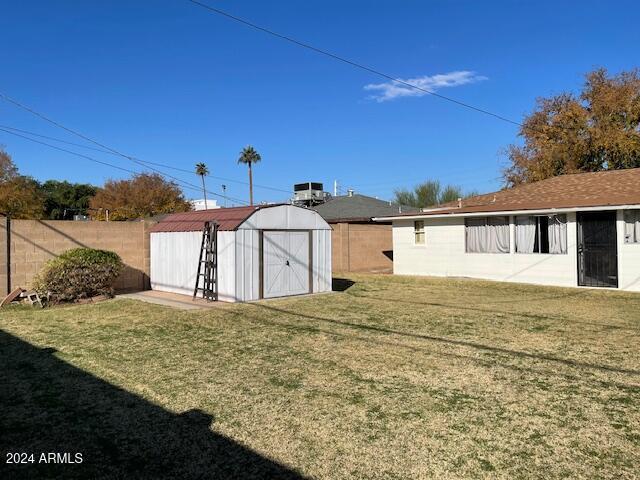2525 East Roma Avenue Phoenix, AZ 85016 - Photo 15 of 15 Backyard