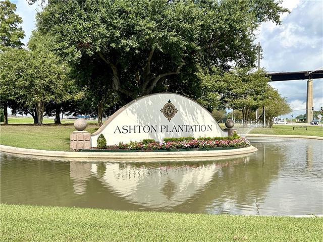 132 Moonlight Cove Lane Luling, LA 70070 - Photo 2 of 14