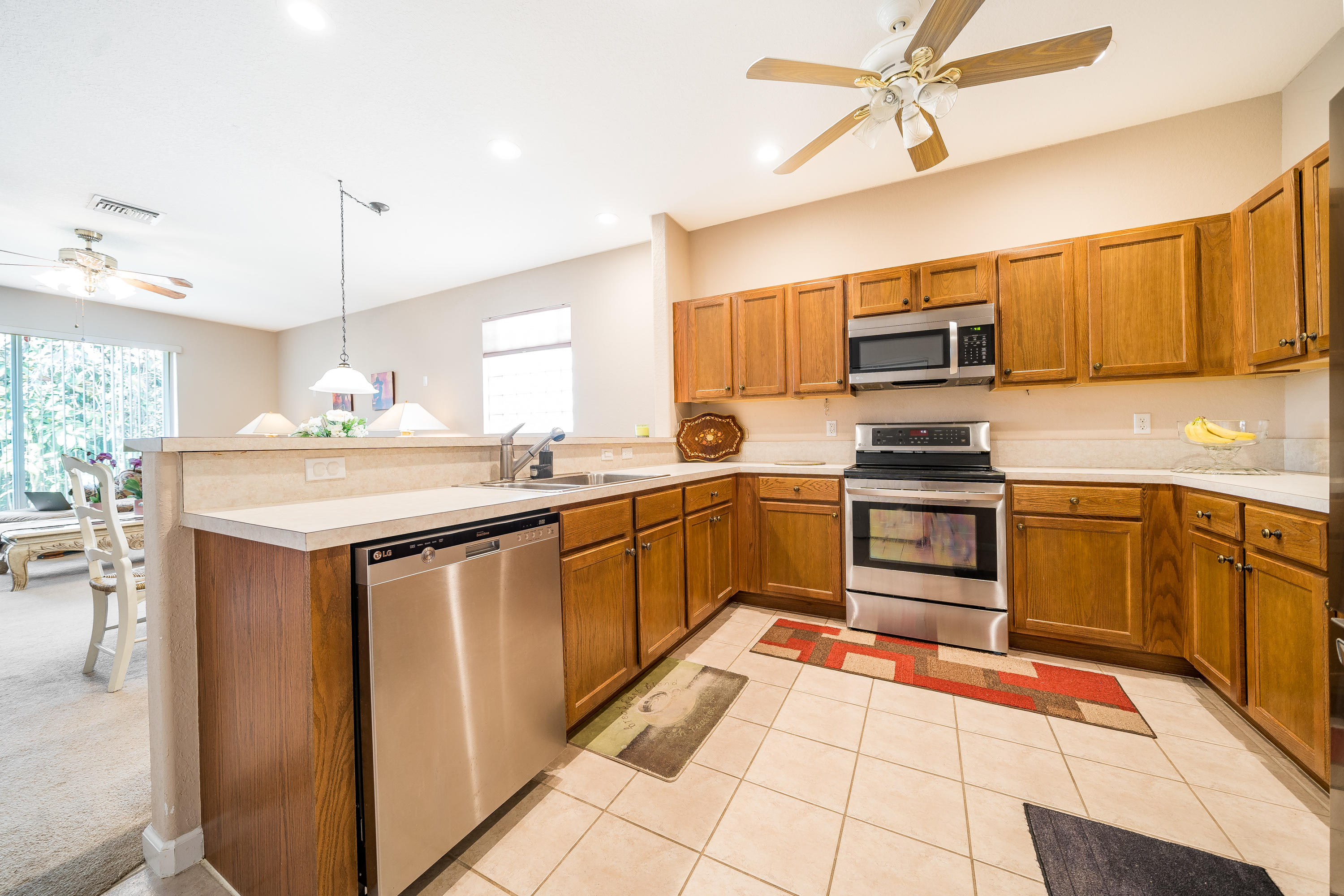 1403 Tiburon Court Riviera Beach, FL 33404 - Photo 8 of 32 Kitchen w LG Stainless Appliances