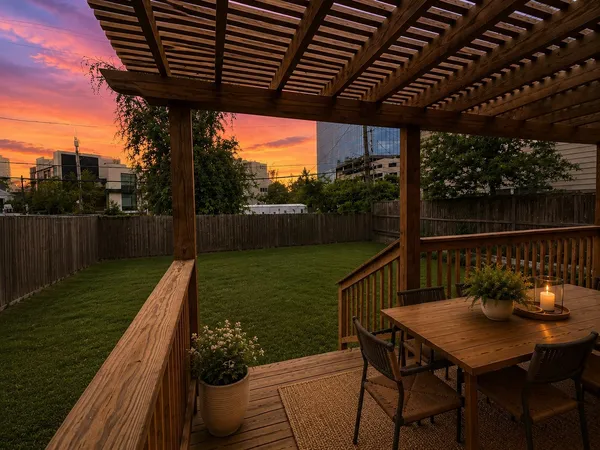 $4,200 | 1968 West McKinney Street, Houston, TX 77019