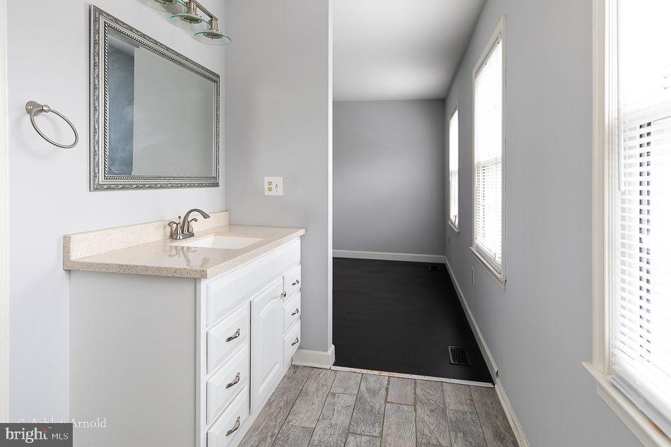 7922 Pebble Brook Court Springfield, VA 22153 - Photo 12 of 26 Primary bath vanity area