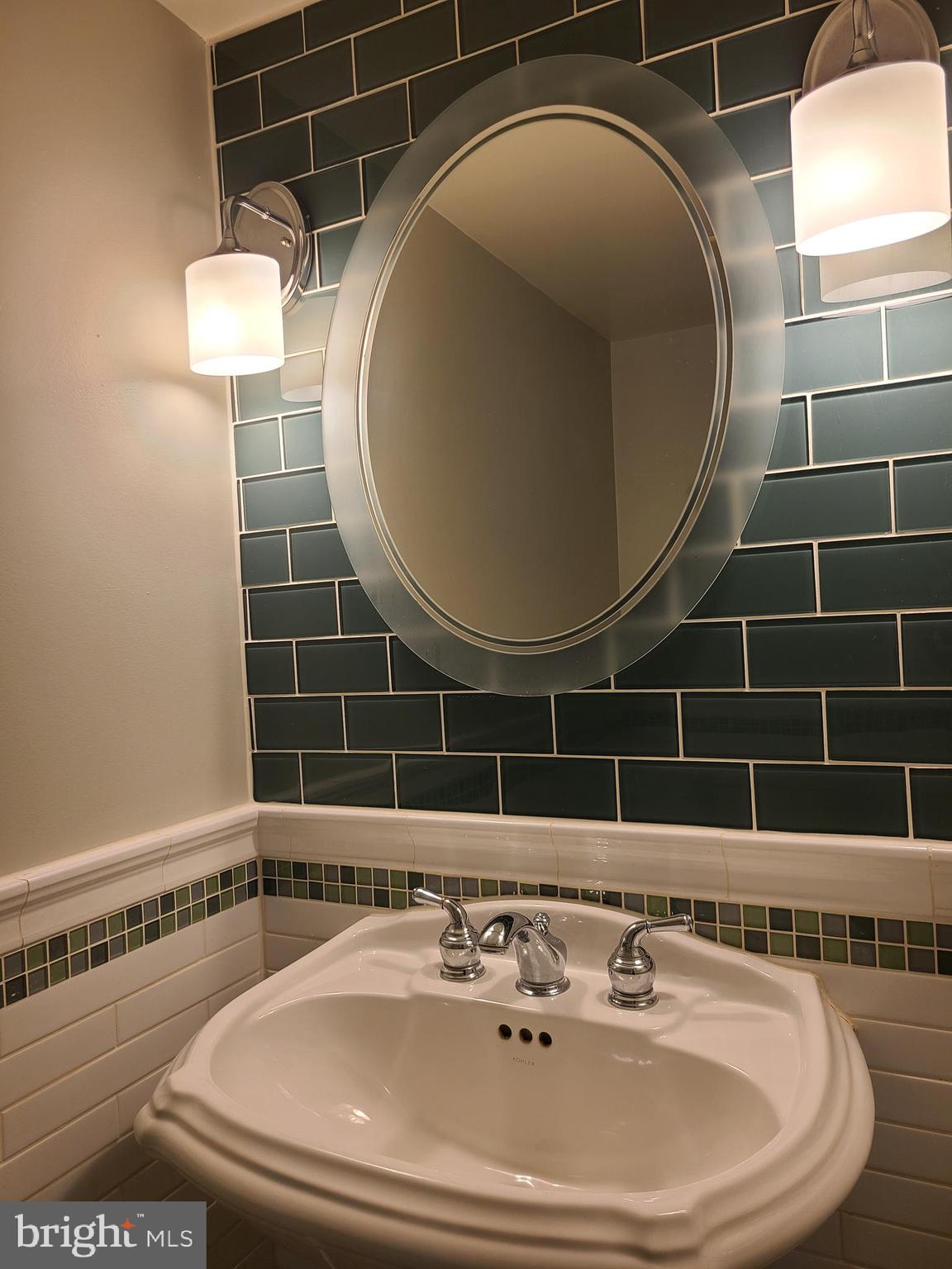 7922 Pebble Brook Court Springfield, VA 22153 - Photo 6 of 26 Jazzy powder room on main floor.