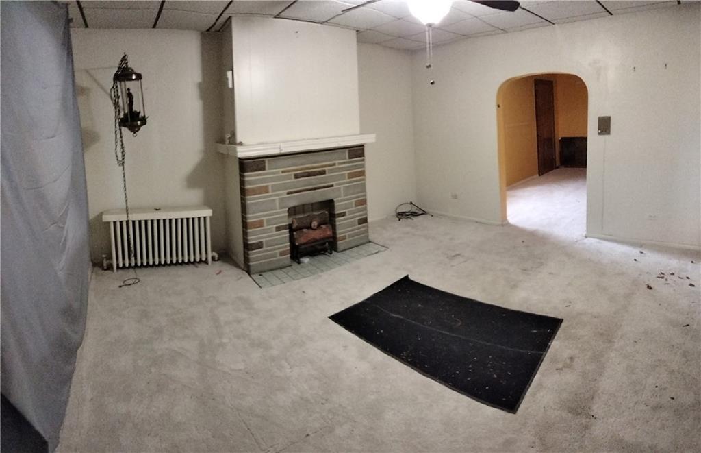 522 Freeland Street Pittsburgh, PA 15210 - Photo 6 of 19 a view of a livingroom with furniture