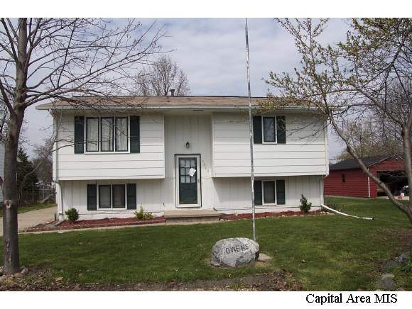 3019 East Elm Street Springfield, IL 62702 - Photo 1 of 1