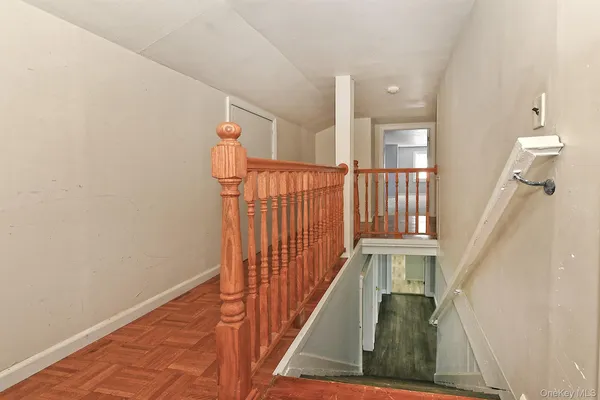 $1,399,000 | 86 Horton Place, Syosset, NY 11791