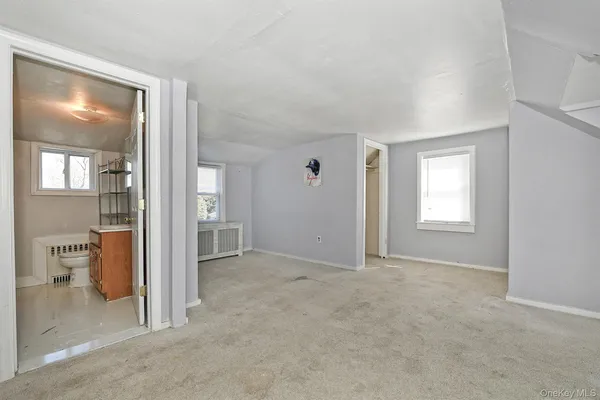 $1,399,000 | 86 Horton Place, Syosset, NY 11791