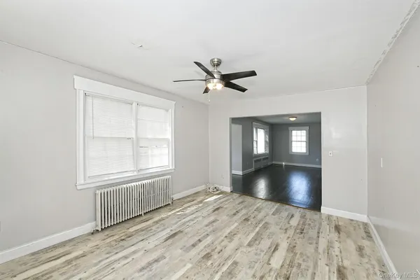 $1,399,000 | 86 Horton Place, Syosset, NY 11791