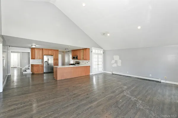 $1,399,000 | 86 Horton Place, Syosset, NY 11791