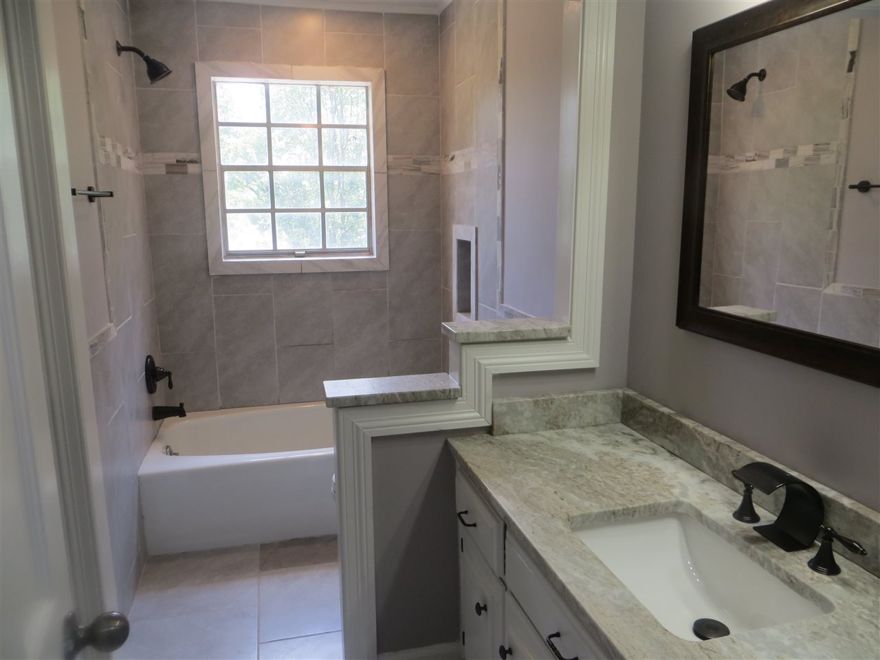 3088 Sycamore View Road Bartlett, TN 38134 - Photo 15 of 24 Gallery Image 15