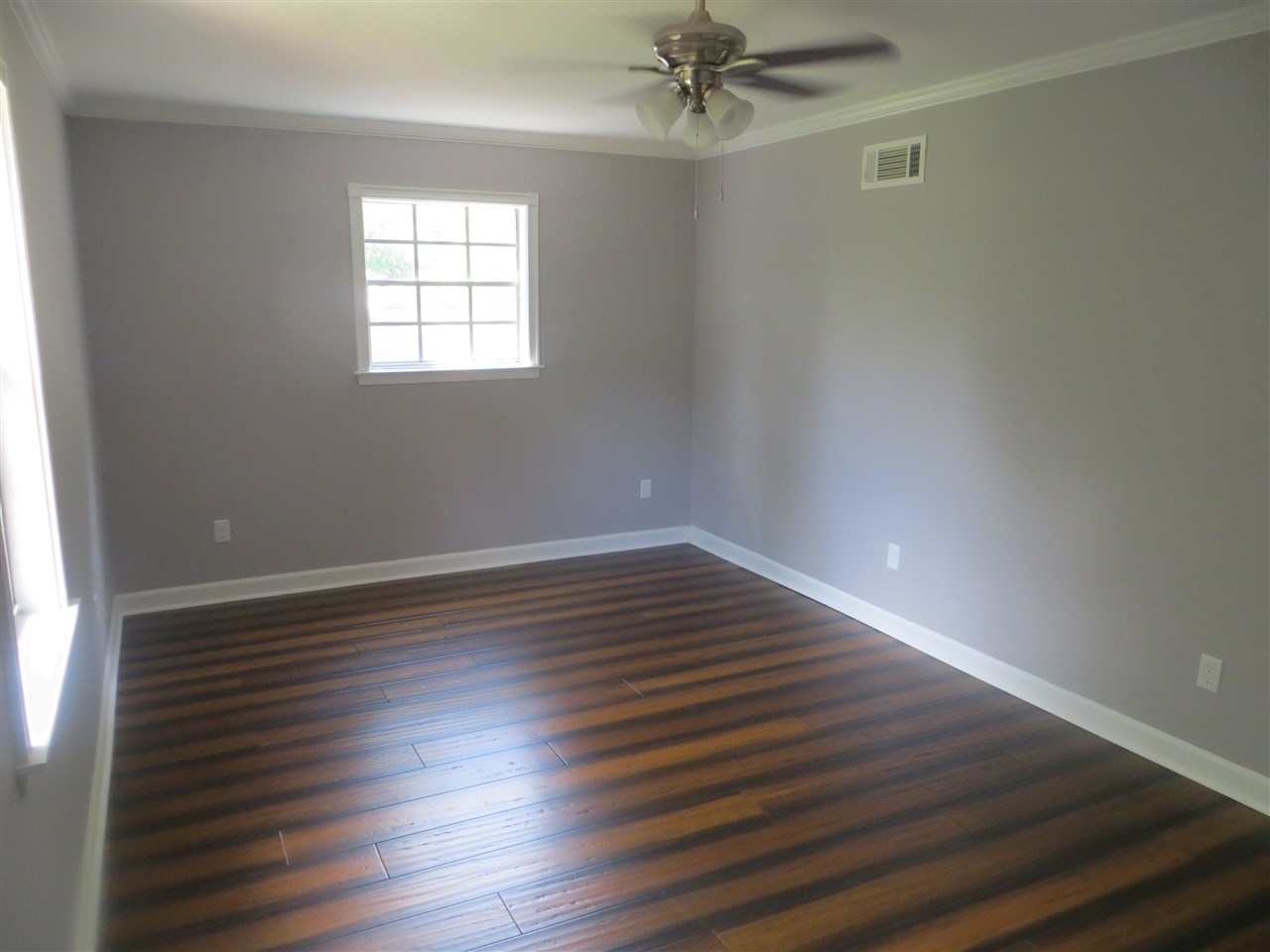 3088 Sycamore View Road Bartlett, TN 38134 - Photo 16 of 24 Gallery Image 16