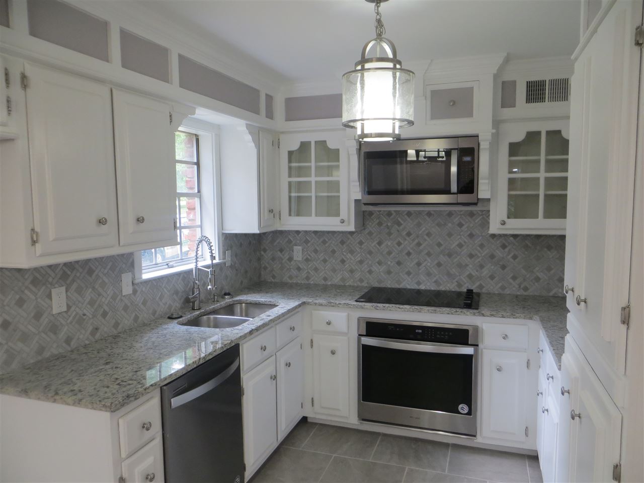3088 Sycamore View Road Bartlett, TN 38134 - Photo 10 of 24 Gallery Image 10