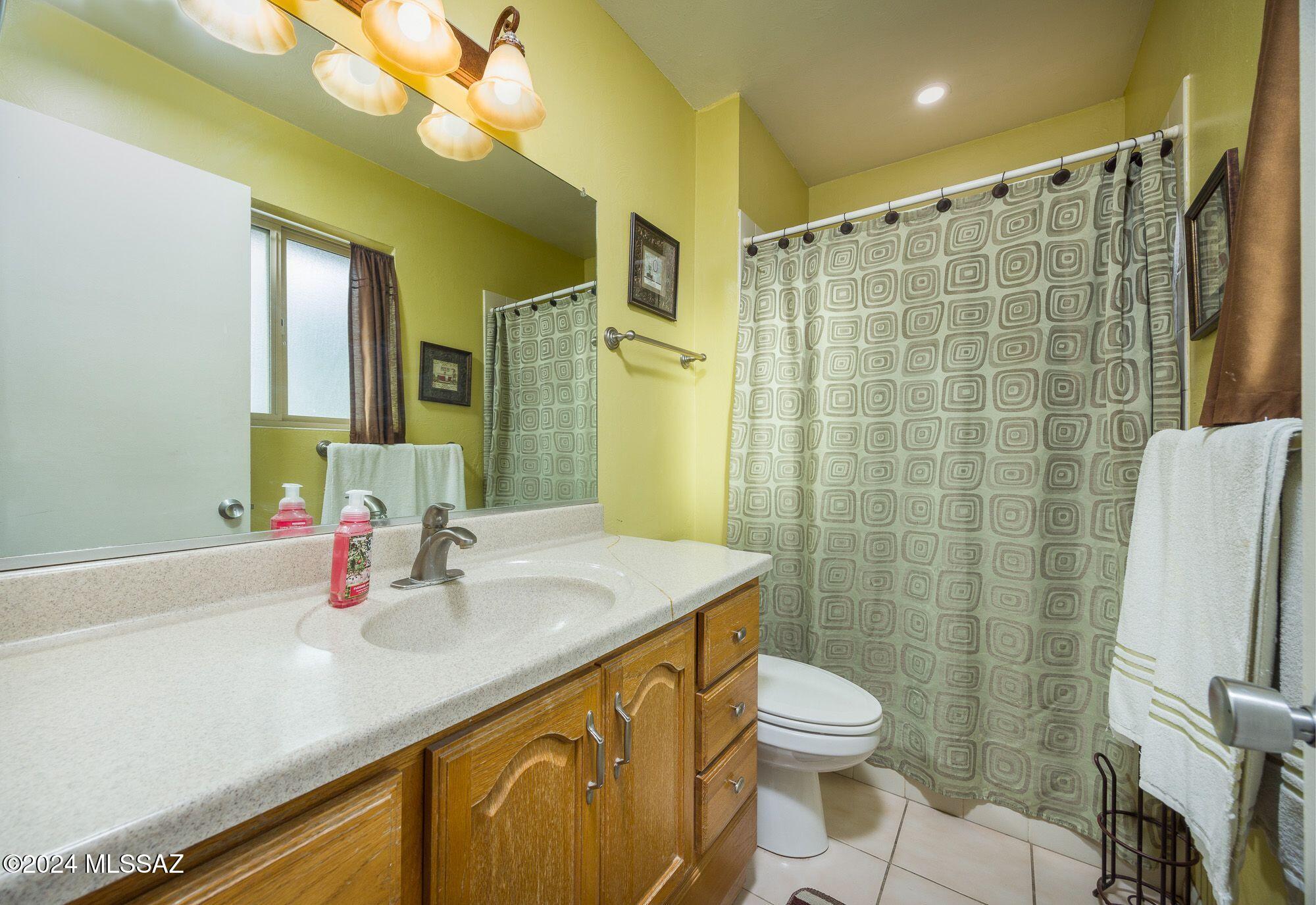 1440 West Roller Coaster Road Tucson, AZ 85704 - Photo 12 of 26 Gallery Image 12