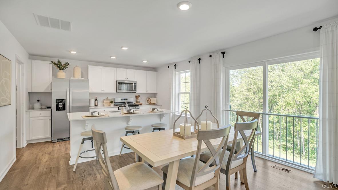 2249 Ben Jon Road Easton, PA 18040 - Photo 5 of 10
Decorated Model, not the actual home