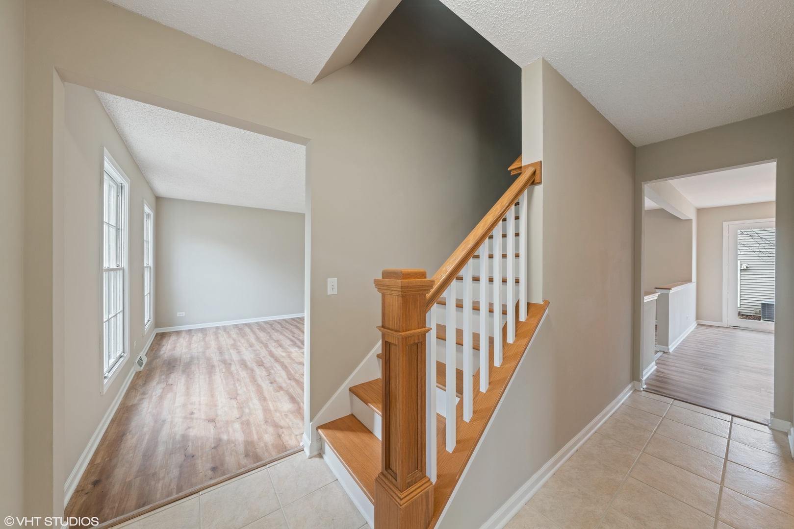 1601 East Bailey Road Naperville, IL 60565 - Photo 12 of 25 Gallery Image 12