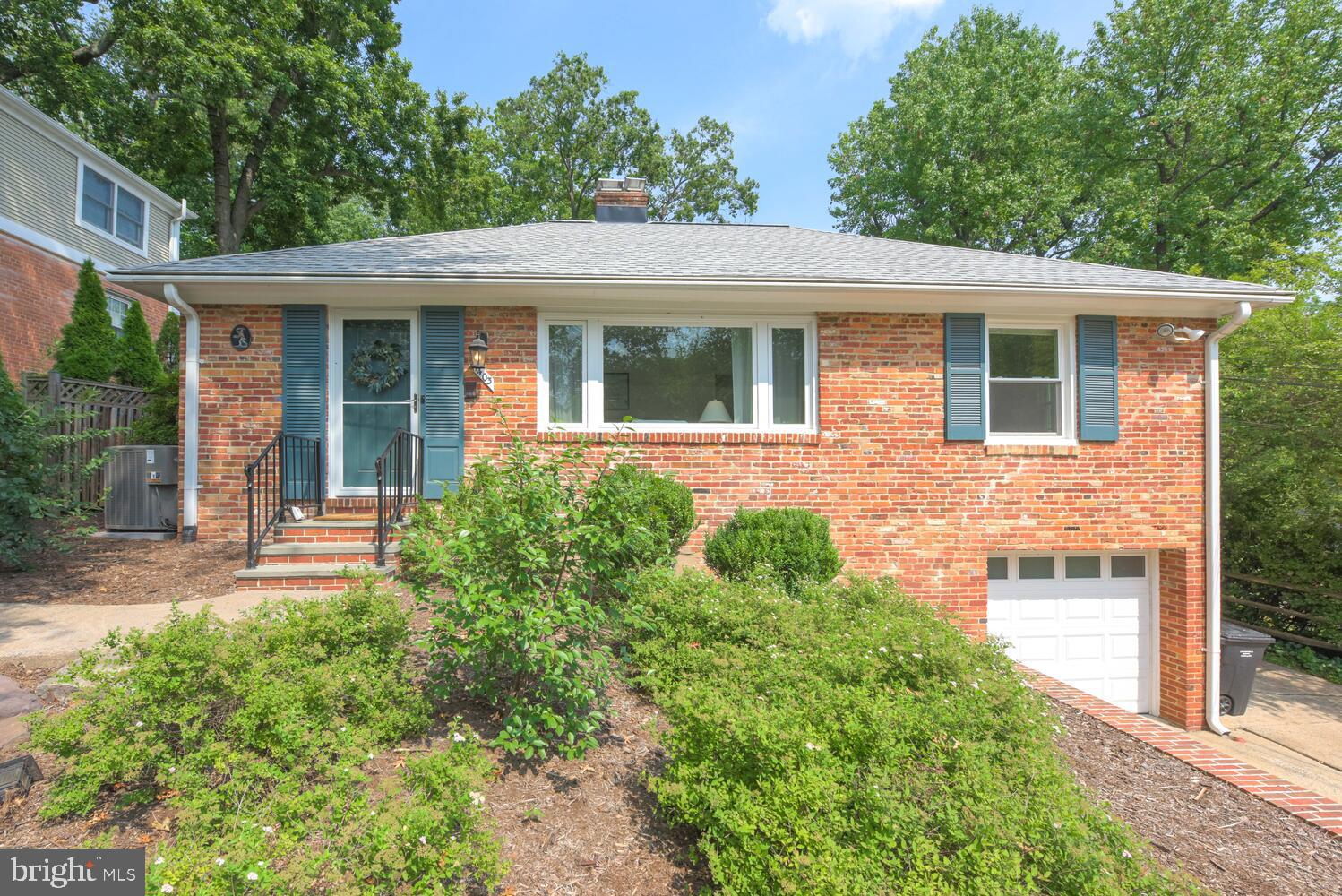 1403 Ruffner Road Alexandria, VA 22302 - Photo 2 of 52