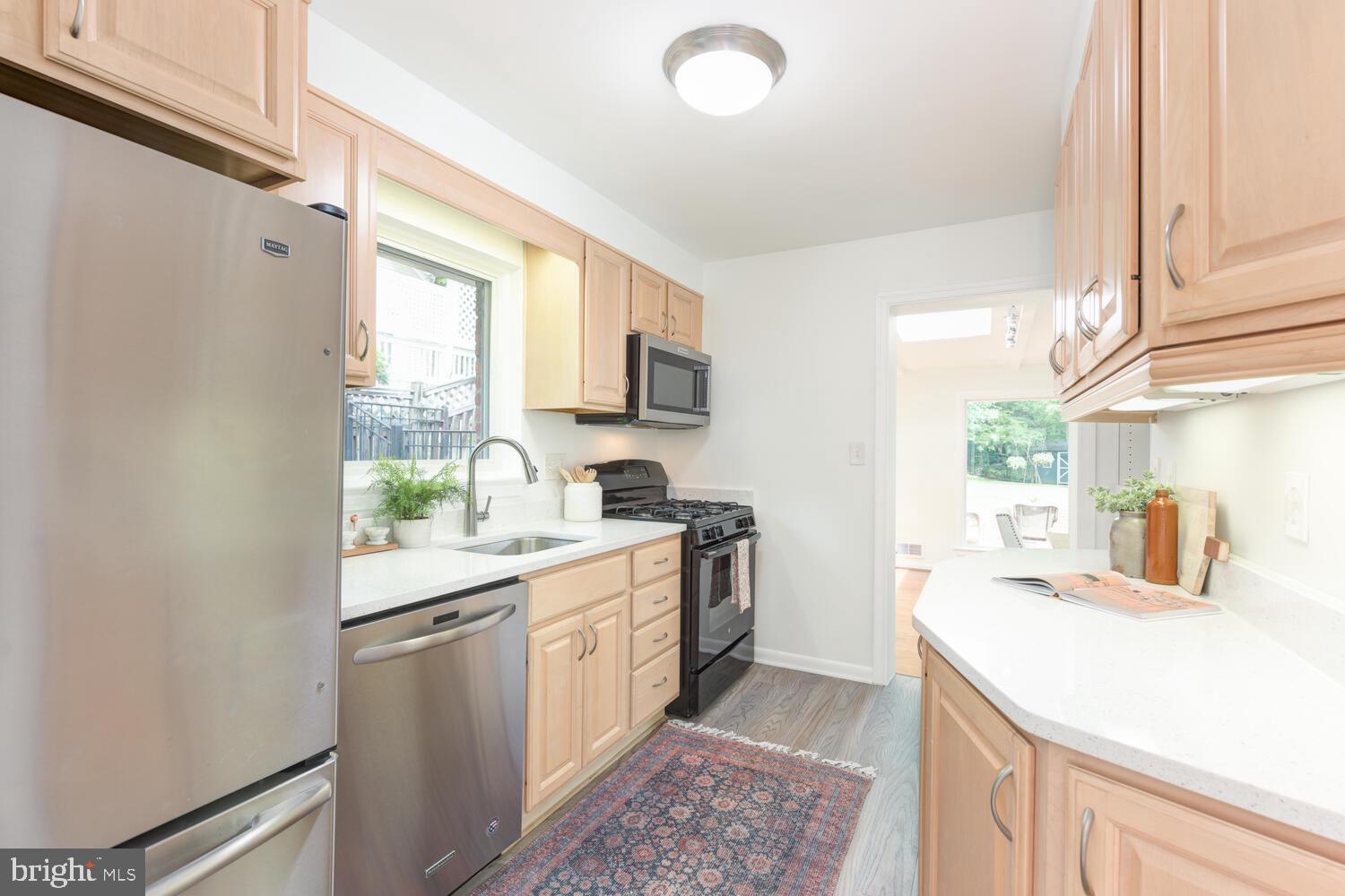 1403 Ruffner Road Alexandria, VA 22302 - Photo 26 of 52