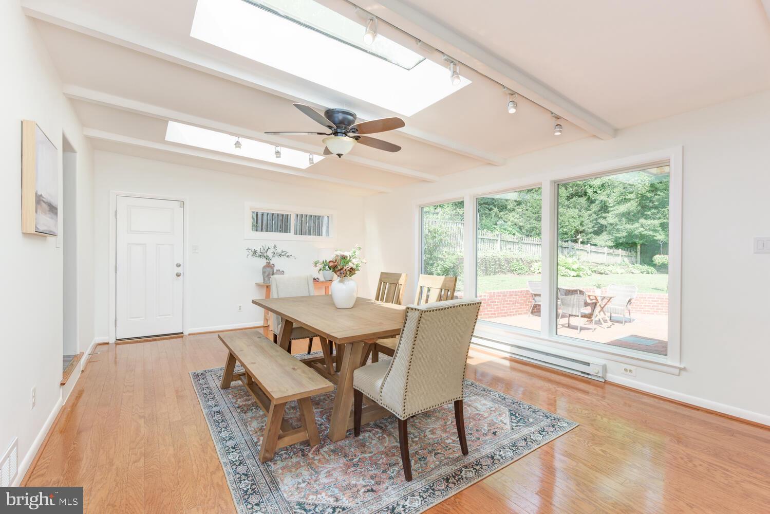 1403 Ruffner Road Alexandria, VA 22302 - Photo 4 of 52