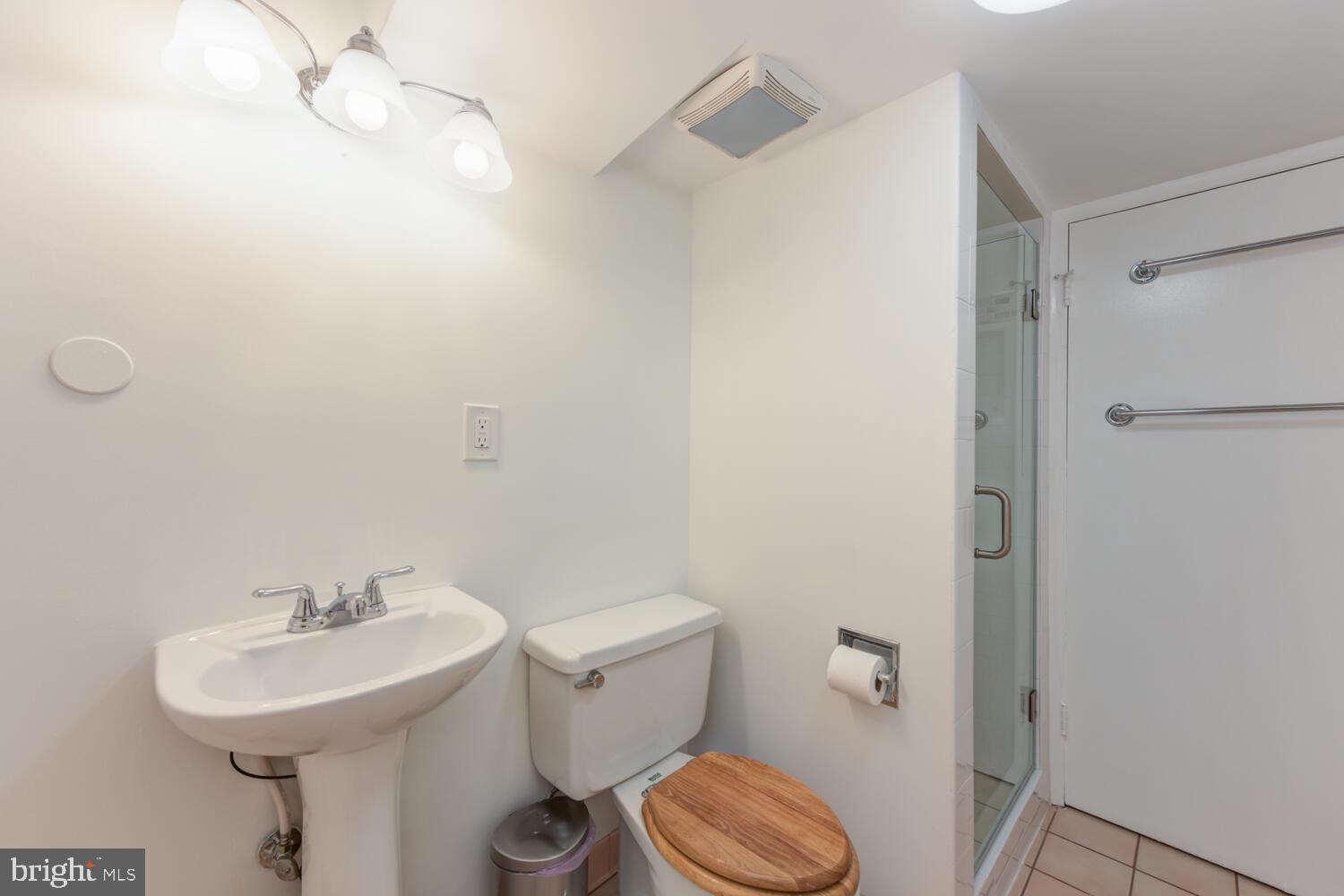 1403 Ruffner Road Alexandria, VA 22302 - Photo 44 of 52