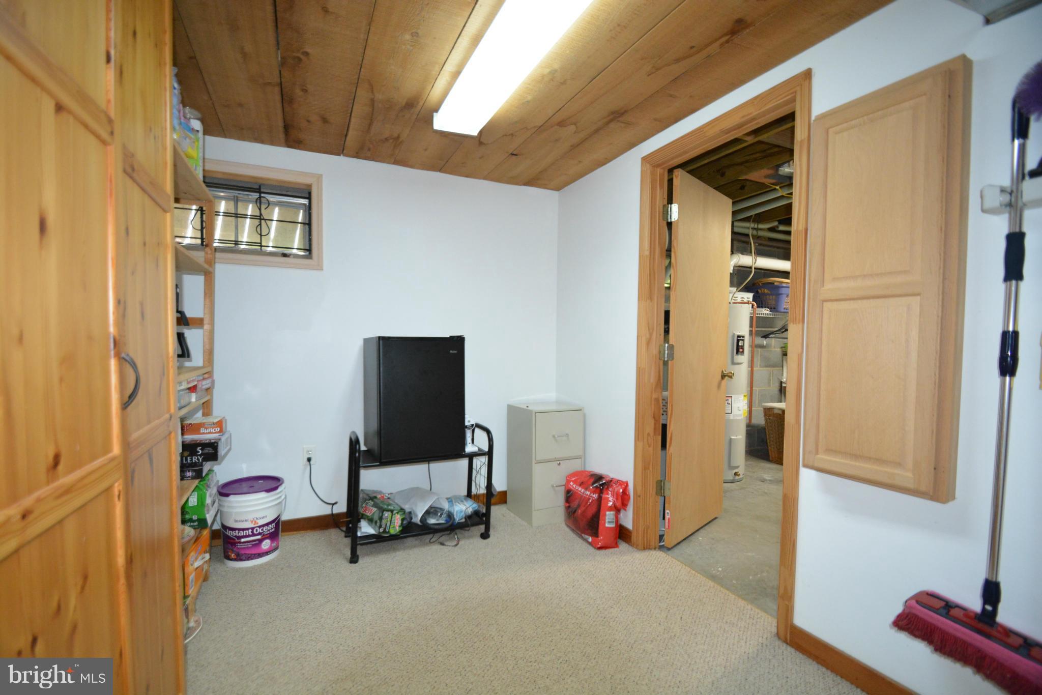 9386 Mountjoy Road Marshall, VA 20115 - Photo 11 of 18 Basement