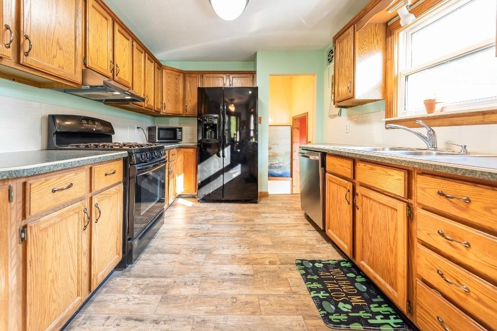 48600 Hull Road Belleville, MI 48111 - Photo 25 of 48 Photo 25